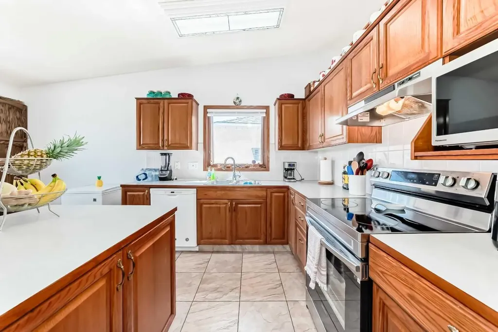 68 Harvest Oak Way NE Calgary AB T3K 3Y2