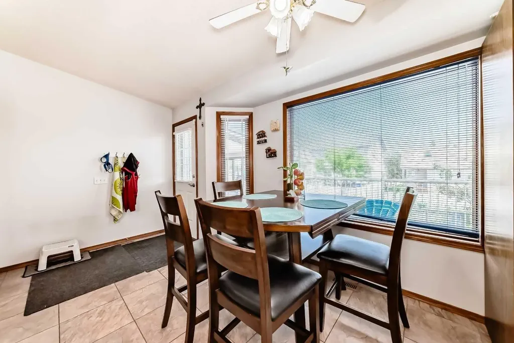 68 Harvest Oak Way NE Calgary AB T3K 3Y2