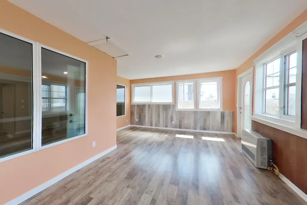 179 Aldergrove Avenue Fort Mcmurray AB T9J 1E6