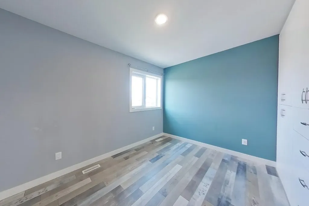 179 Aldergrove Avenue Fort Mcmurray AB T9J 1E6