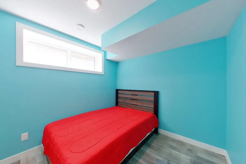 179 Aldergrove Avenue Fort Mcmurray AB T9J 1E6