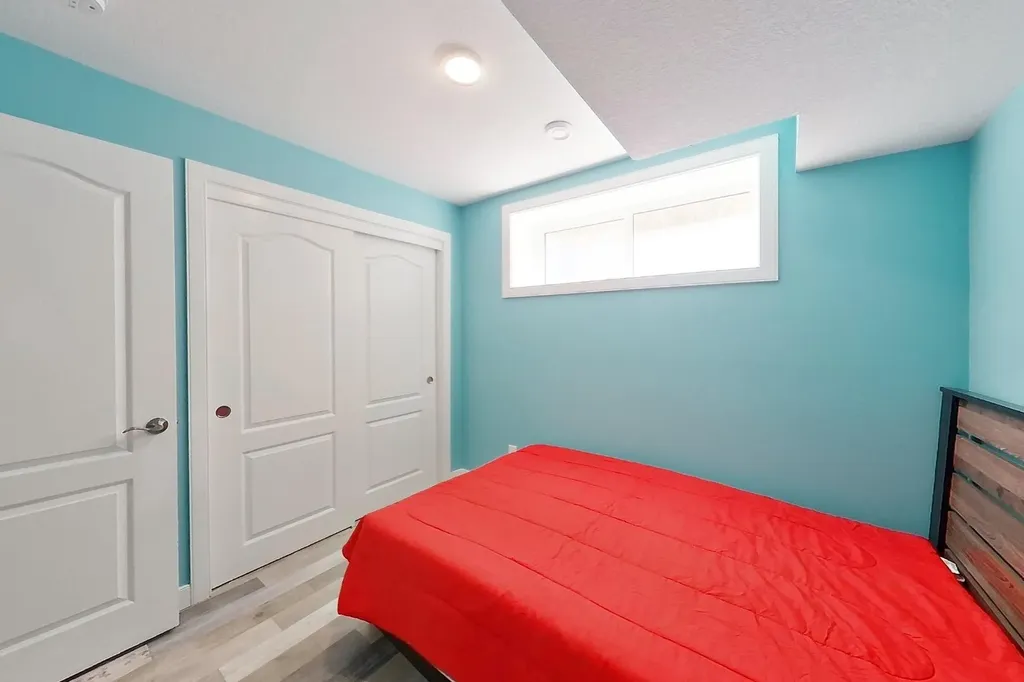 179 Aldergrove Avenue Fort Mcmurray AB T9J 1E6