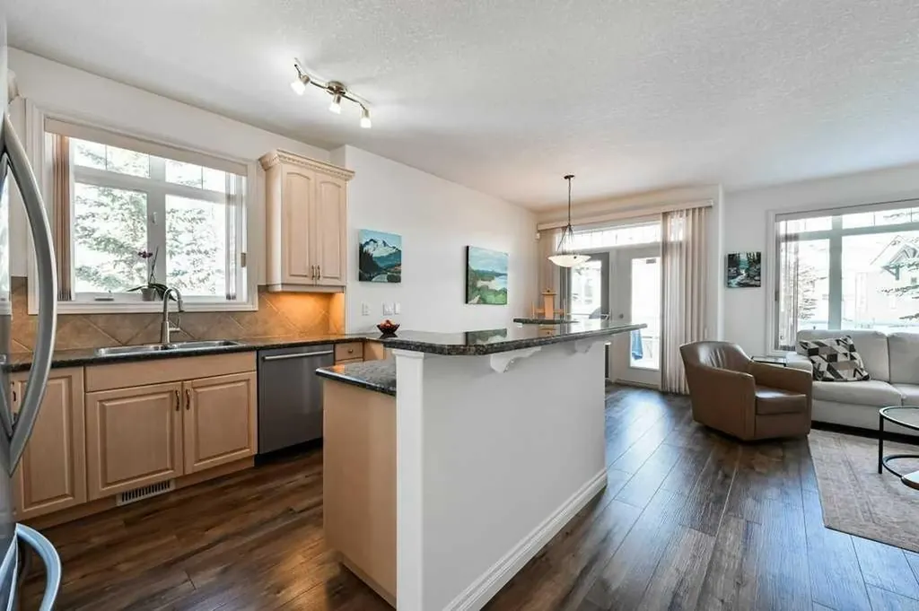 56 Discovery Woods Villas SW Calgary AB T3H 5A7