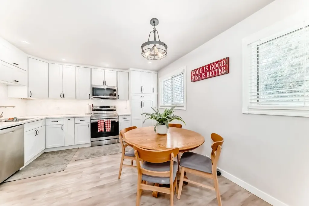 800 Bowcroft Place Cochrane AB T4C 1B9