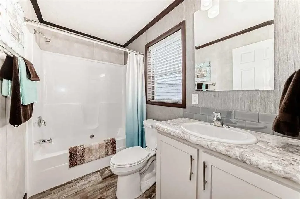 15 Mackenzie Ranch Way Lacombe AB T4L 0B4