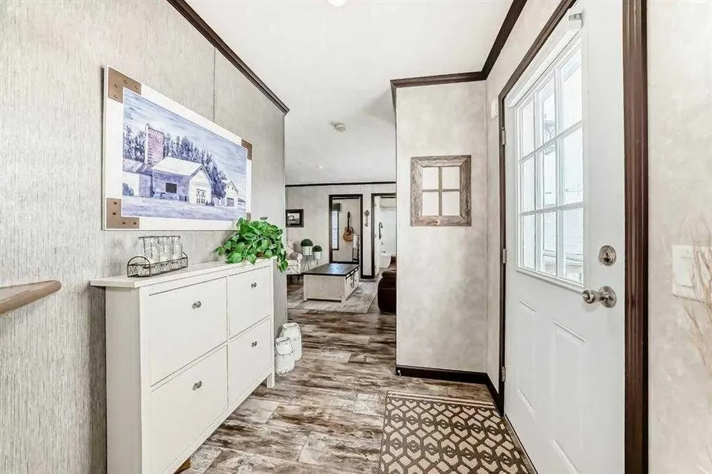 15 Mackenzie Ranch Way Lacombe AB T4L 0B4