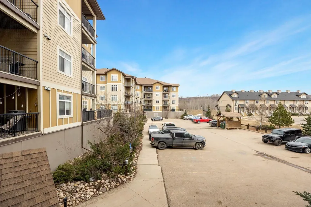 108 Denholm Gate Fort Mcmurray AB T9H 0B3