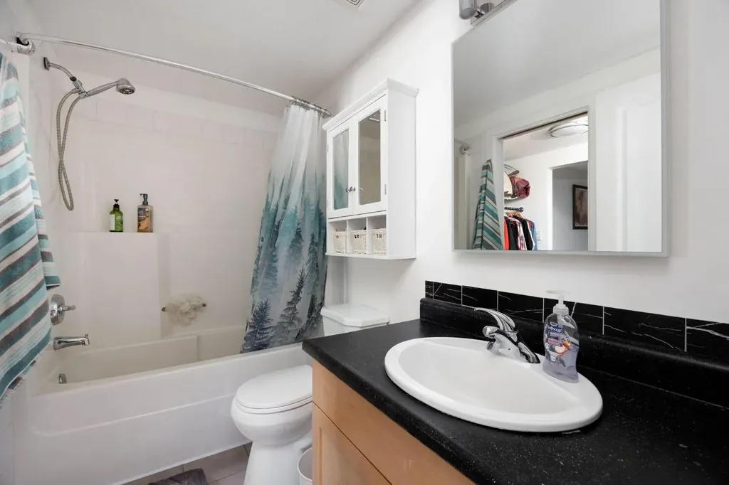 108 Denholm Gate Fort Mcmurray AB T9H 0B3