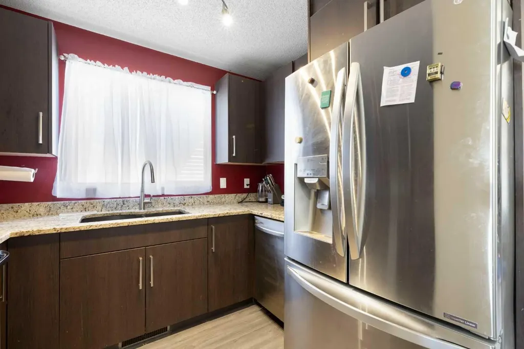21 Mckernan Road SE Calgary AB T2Z 1S7