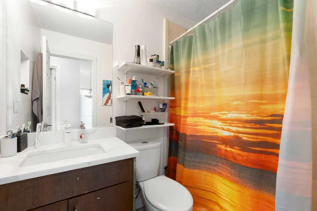 21 Mckernan Road SE Calgary AB T2Z 1S7