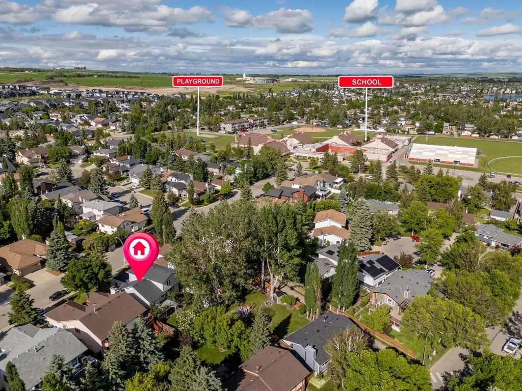 17 Sunset Crescent Okotoks AB T1S 1M6