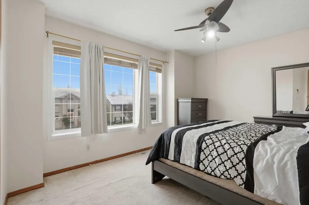7816 Martha's Haven Park NE Calgary AB T3J 3X8