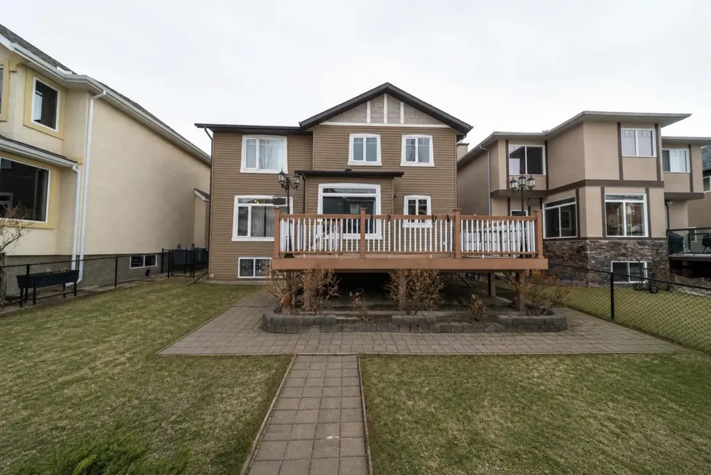 107 Panatella Close NW Calgary AB T3K 6C6