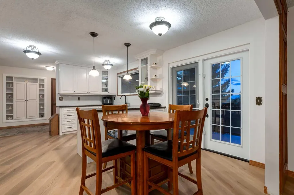 221083 Range Road 270 Rural Wheatland County AB T1P 2G5