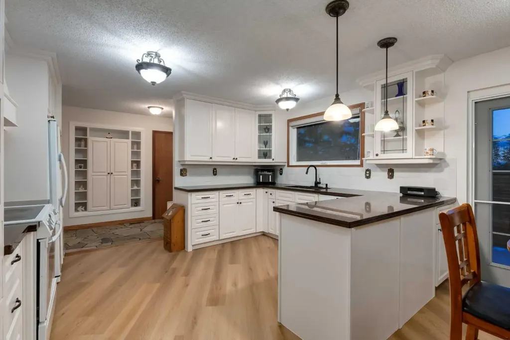 221083 Range Road 270 Rural Wheatland County AB T1P 2G5