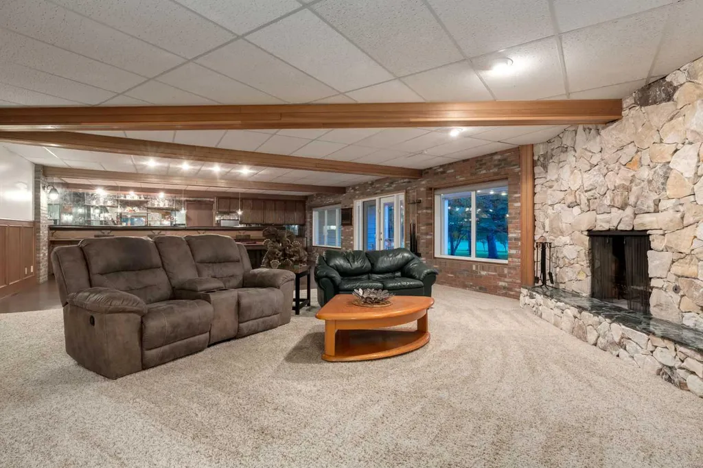 221083 Range Road 270 Rural Wheatland County AB T1P 2G5