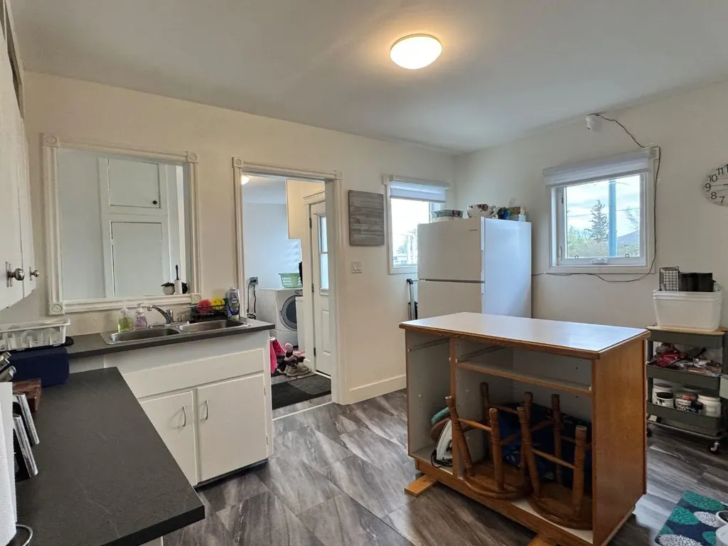 10616 104 Avenue Fairview AB T0H 1L0