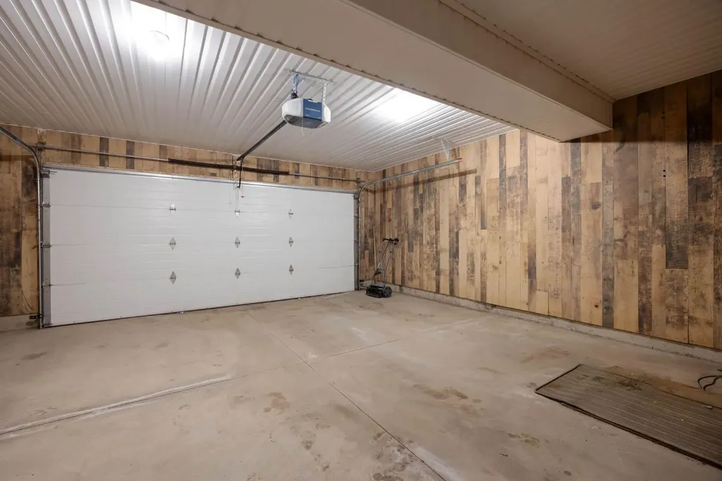 401 Athabasca Avenue Fort Mcmurray AB T9J 1H4