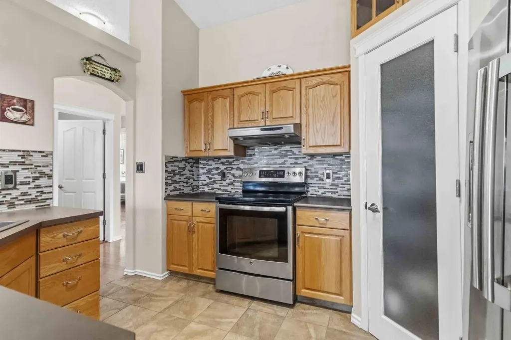188 Breukel Crescent Fort Mcmurray AB T9K 2J4