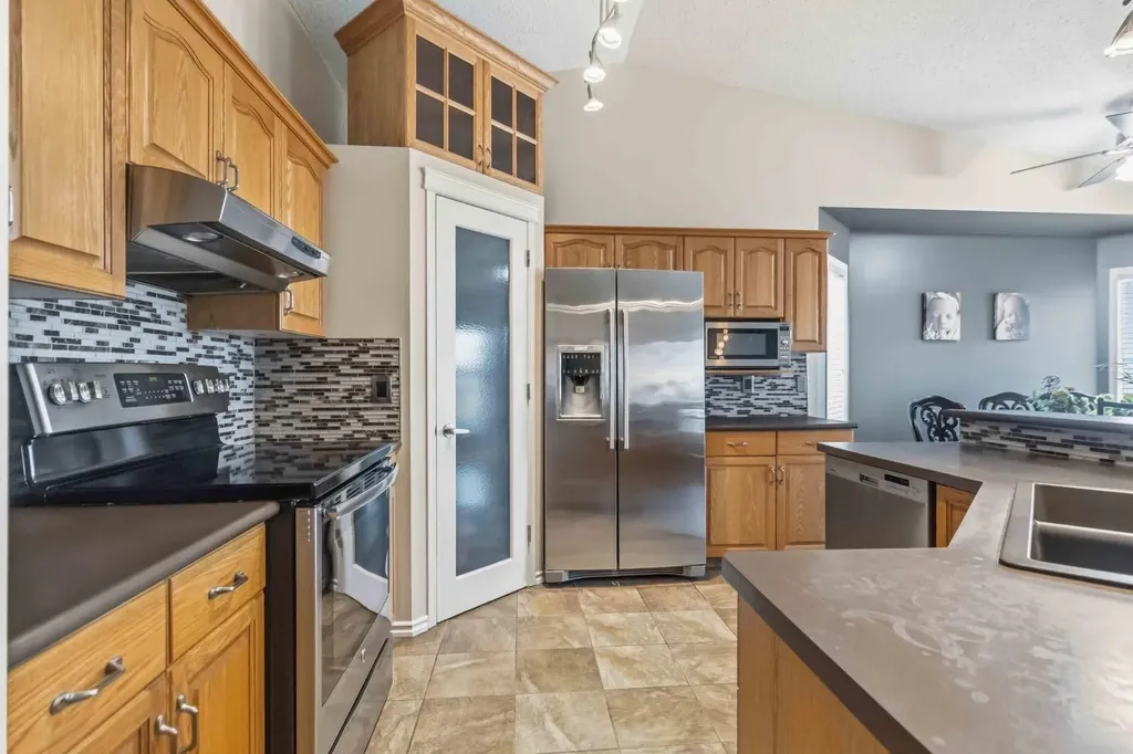 188 Breukel Crescent Fort Mcmurray AB T9K 2J4