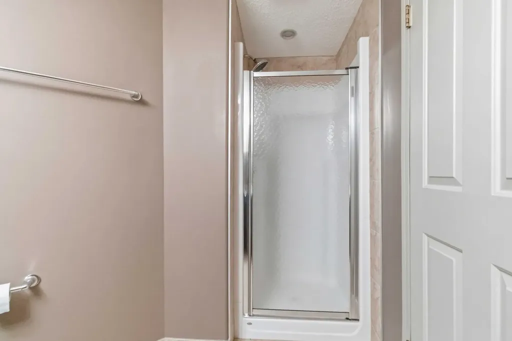 188 Breukel Crescent Fort Mcmurray AB T9K 2J4