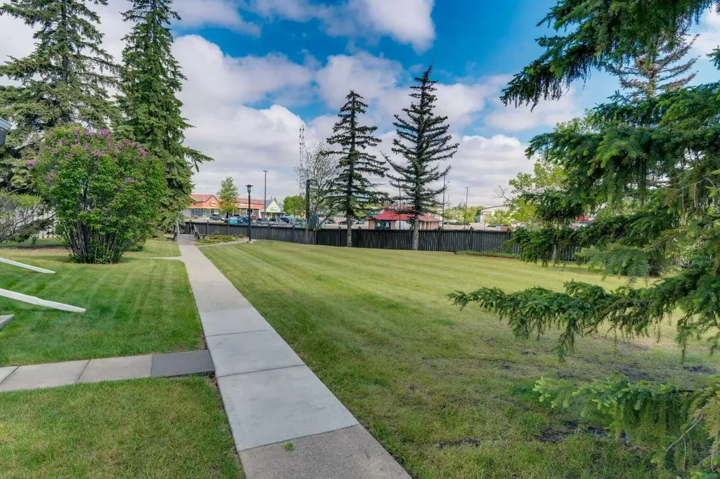 544 Blackthorn Road NE Calgary AB T2K 5J5