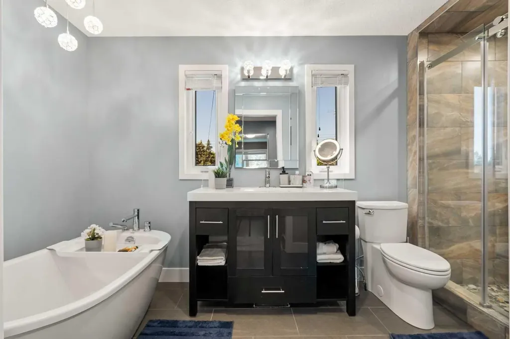 3912 40 Avenue NW Calgary AB T3A 0W9