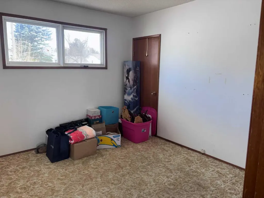 409 Centre Avenue NE Milk River AB T0K 1M0