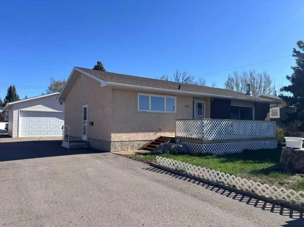 409 Centre Avenue NE Milk River AB T0K 1M0