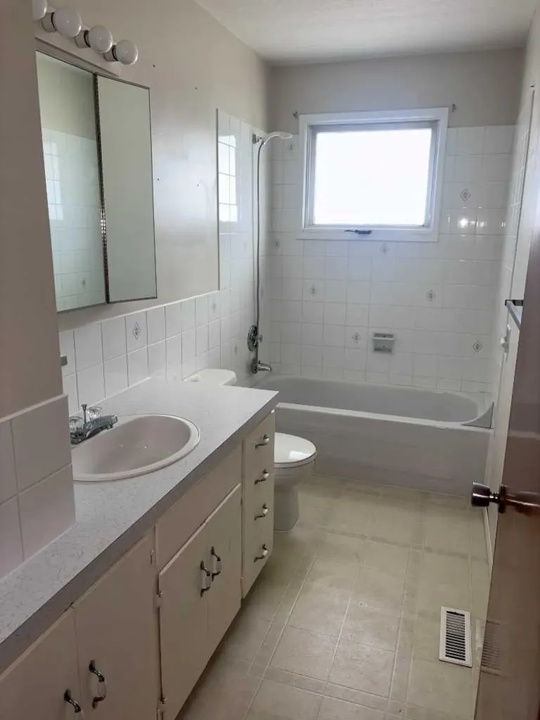 409 Centre Avenue NE Milk River AB T0K 1M0