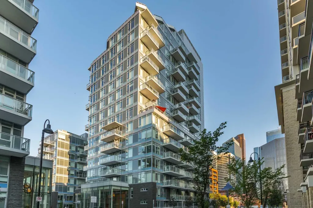 108 Waterfront Court SW Calgary AB T2P 1K7