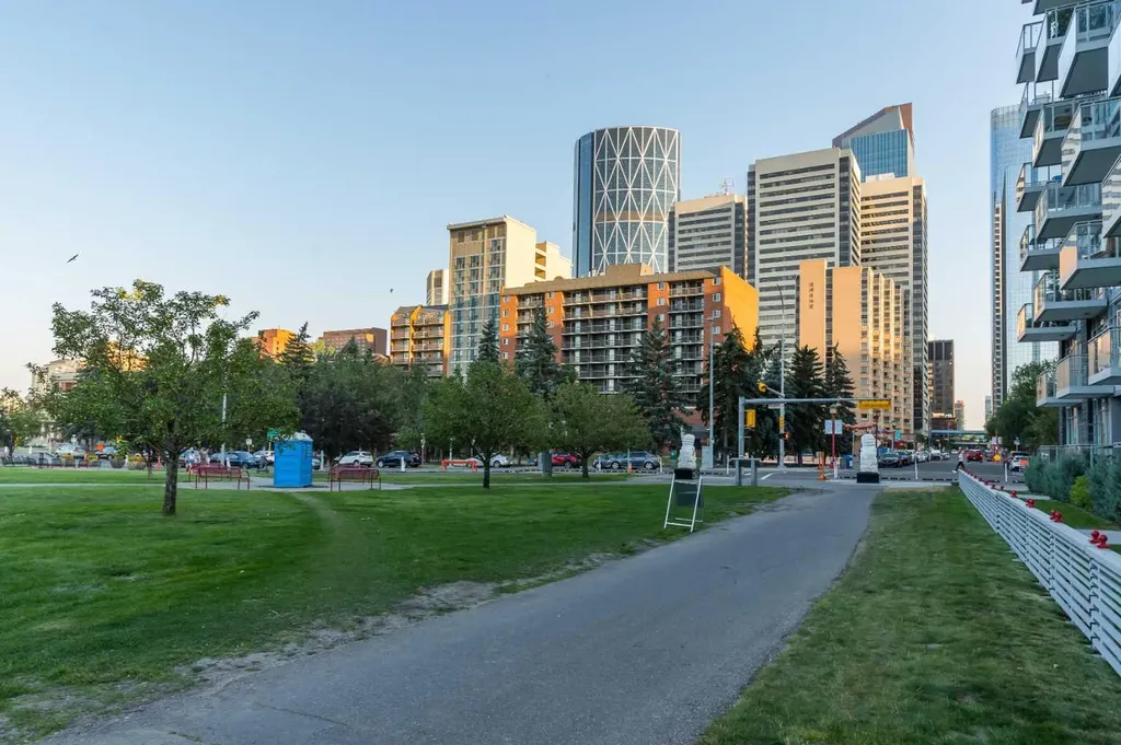 108 Waterfront Court SW Calgary AB T2P 1K7