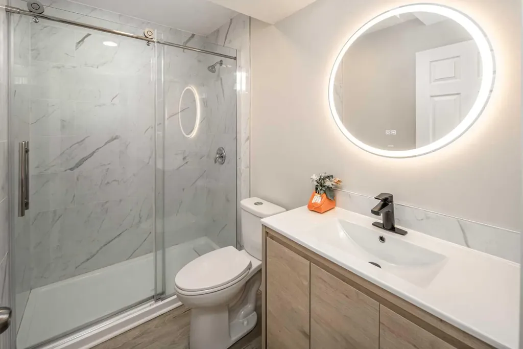 10514 Rockyledge Street NW Calgary AB T3G 5N2