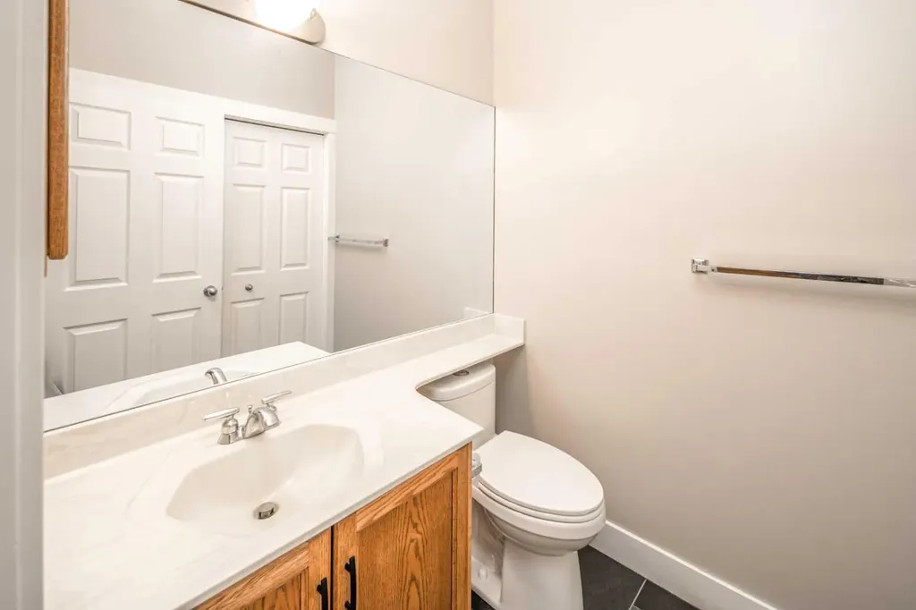10514 Rockyledge Street NW Calgary AB T3G 5N2