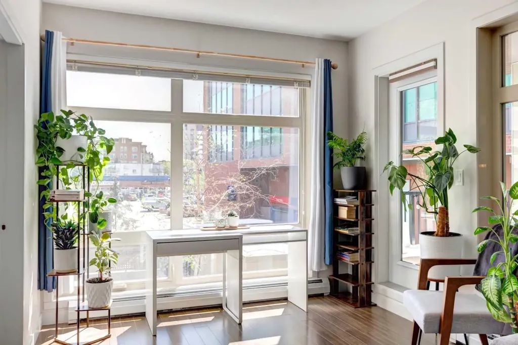 323 20 Avenue SW Calgary AB T2S 2G5