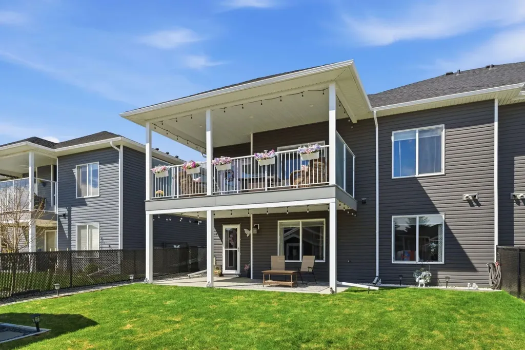 25 Stone Garden Drive Carstairs AB T0M0N0
