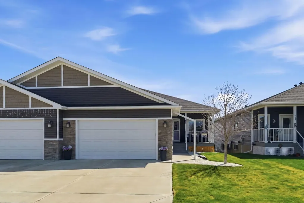 25 Stone Garden Drive Carstairs AB T0M0N0
