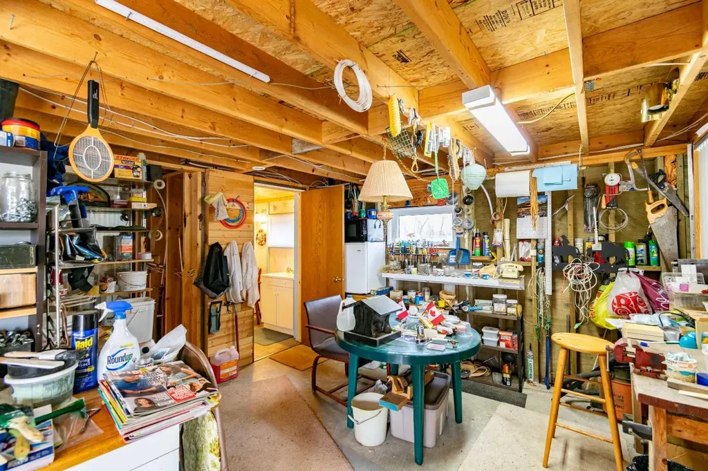 44 Lakeview Avenue White Sands AB T0C 2L0