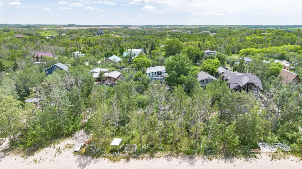 44 Lakeview Avenue White Sands AB T0C 2L0