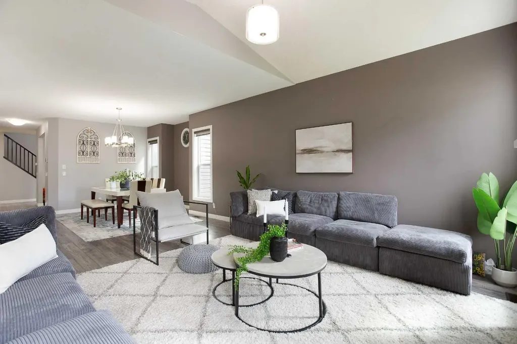 342 Hillcrest Circle SW Airdrie AB T4B 4B3