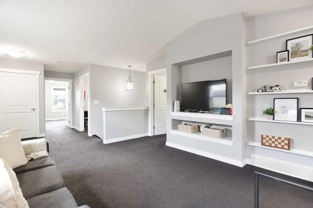 342 Hillcrest Circle SW Airdrie AB T4B 4B3