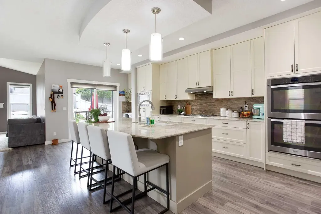 342 Hillcrest Circle SW Airdrie AB T4B 4B3