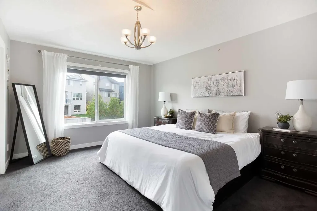 342 Hillcrest Circle SW Airdrie AB T4B 4B3