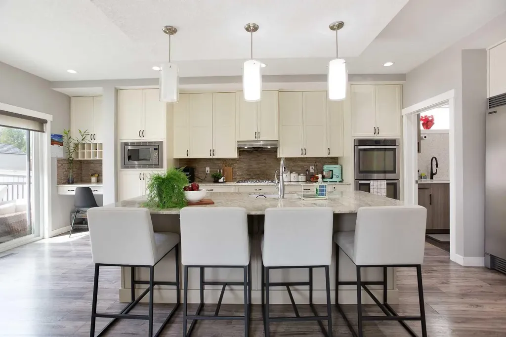 342 Hillcrest Circle SW Airdrie AB T4B 4B3