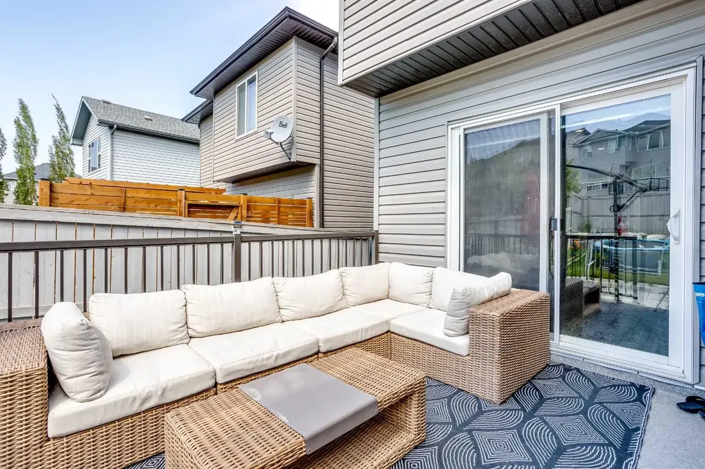 342 Hillcrest Circle SW Airdrie AB T4B 4B3