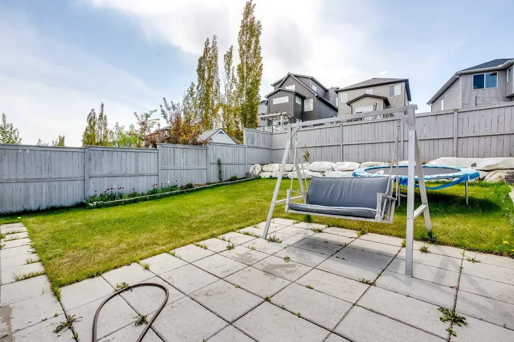 342 Hillcrest Circle SW Airdrie AB T4B 4B3
