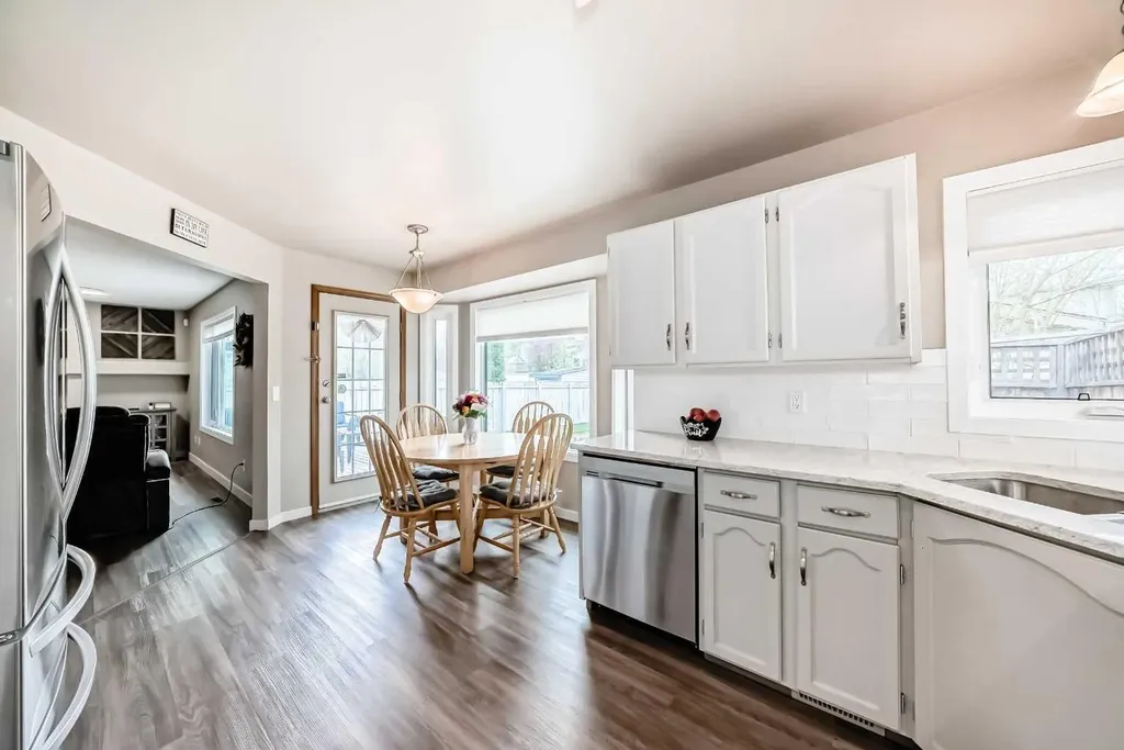 481 Sunmills Drive SE Calgary AB T2X 2T5