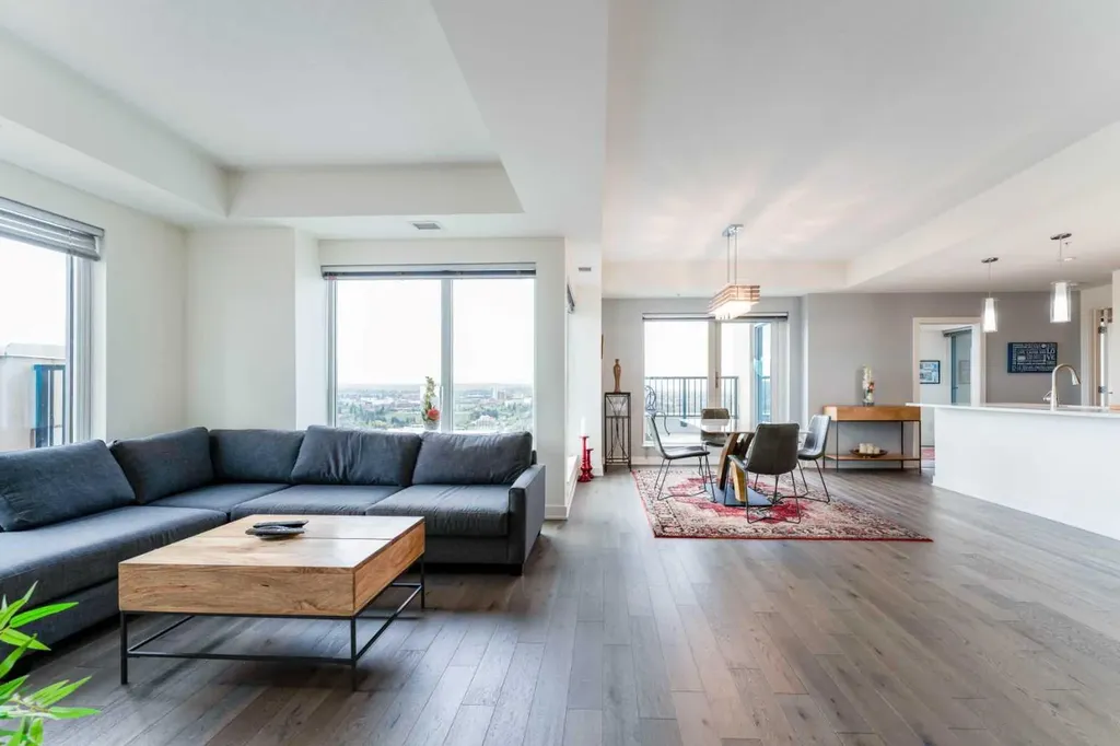 930 6 Avenue SW Calgary AB T2P 1J3