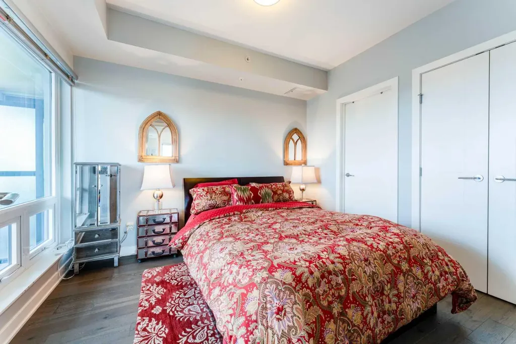 930 6 Avenue SW Calgary AB T2P 1J3