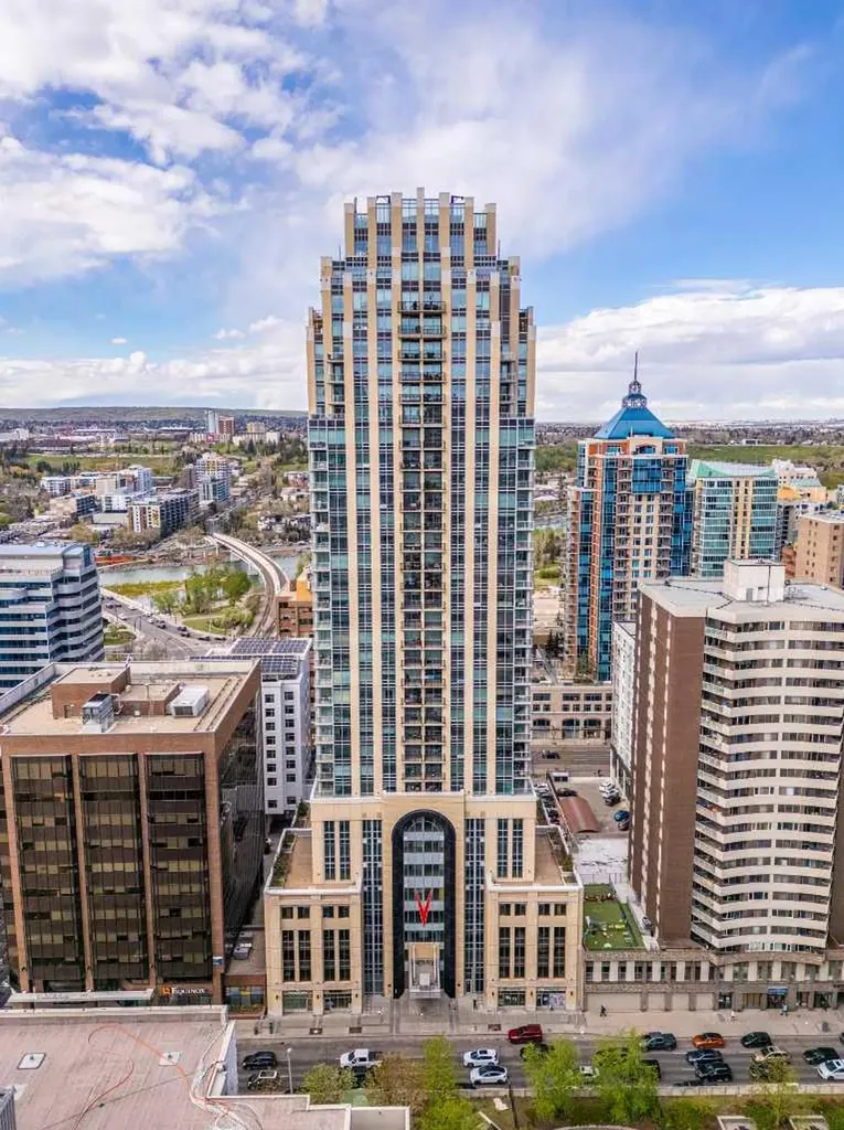 930 6 Avenue SW Calgary AB T2P 1J3
